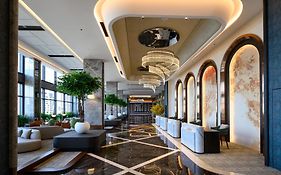 Fifth Avenue Hotel